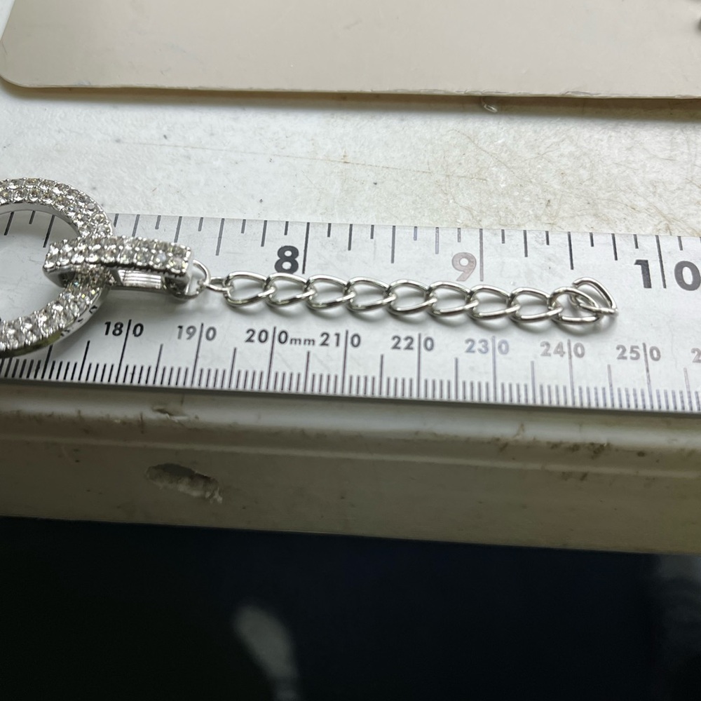 Elegant Silver Bracelet with Crystal Accents - Picture 3 of 3
